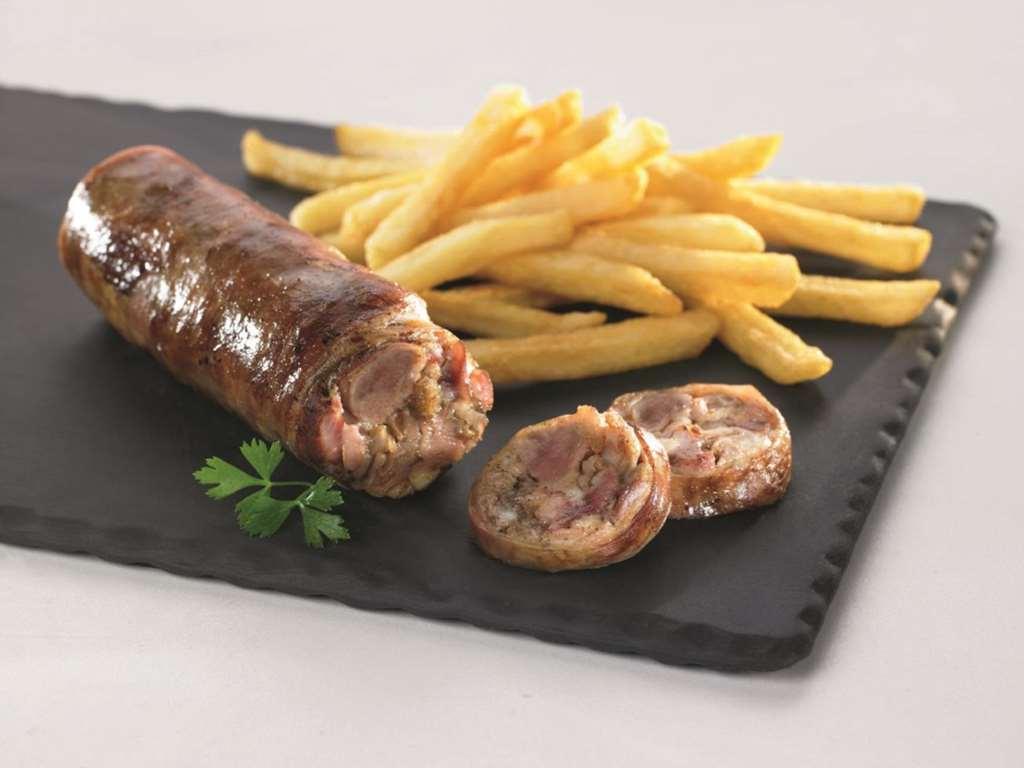 Kyriad Fontenay - Tresigny Restoran foto